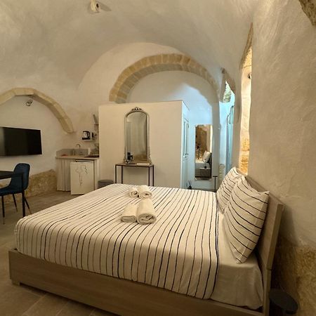 Arquati Room Ostuni Bagian luar foto